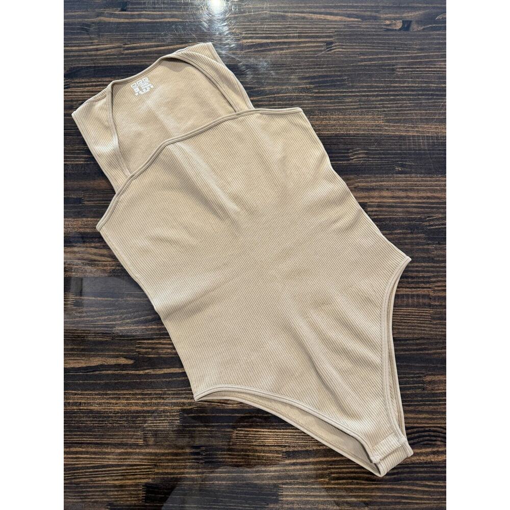 OQQ Women's Square Neck Tummy Control Bodysuit (Size- XL, Pre-Owned - Excellent)